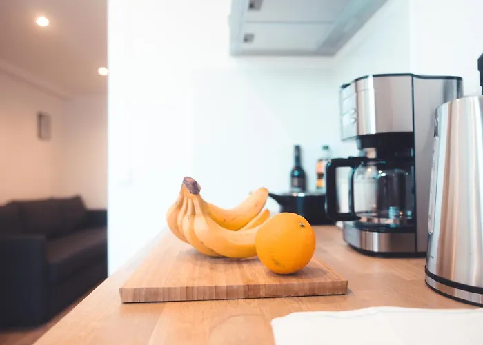 L Etoile Filante - 2 Pieces De Caractere * Tours