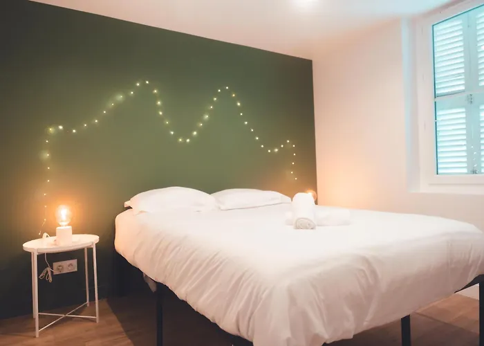 L Etoile Filante - 2 Pieces De Caractere Daire *