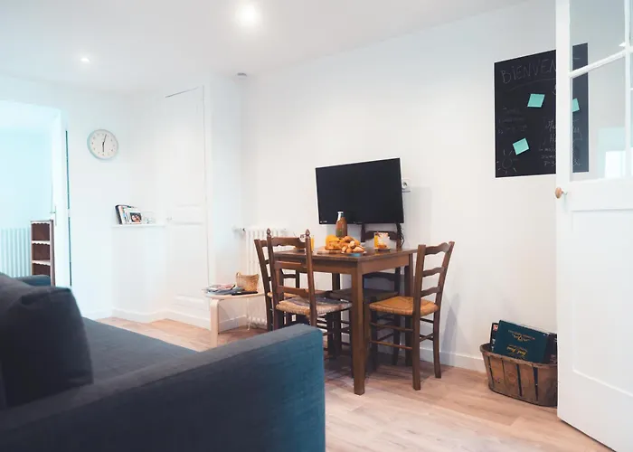 L Etoile Filante - 2 Pieces De Caractere Daire *