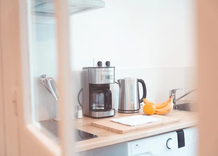 L Etoile Filante - 2 Pieces De Caractere Daire Tours